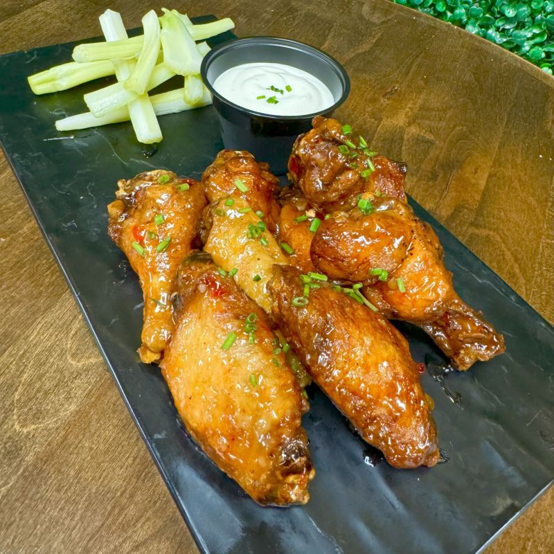 Chicken Wings - Dyfres Burger - Fast Food Restaurant - Springfield - Virginia - Best Burgers